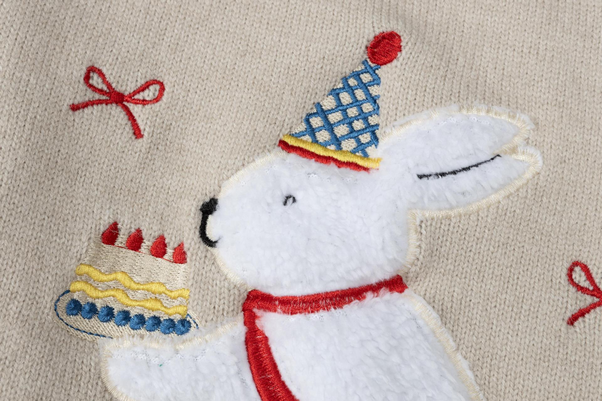 Long Sleeve Bunny Appliqué Crewneck Sweater
