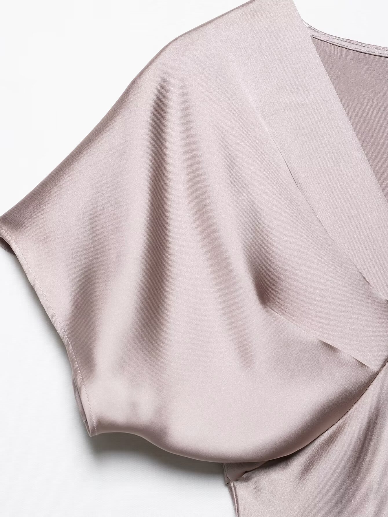 V-neck short sleeved waist cinched silk texture long dress for women
