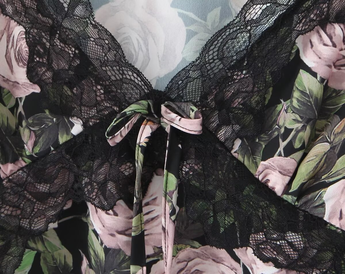 Full Sleeve Plunging Graphic Top