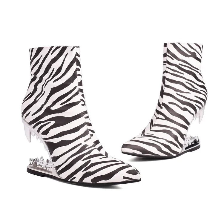 Hollow Out Tiger Tooth Shaped Heel Design Short Boots New Fashionable Leopard Print Zebra Zippered Women's Ankle Boot