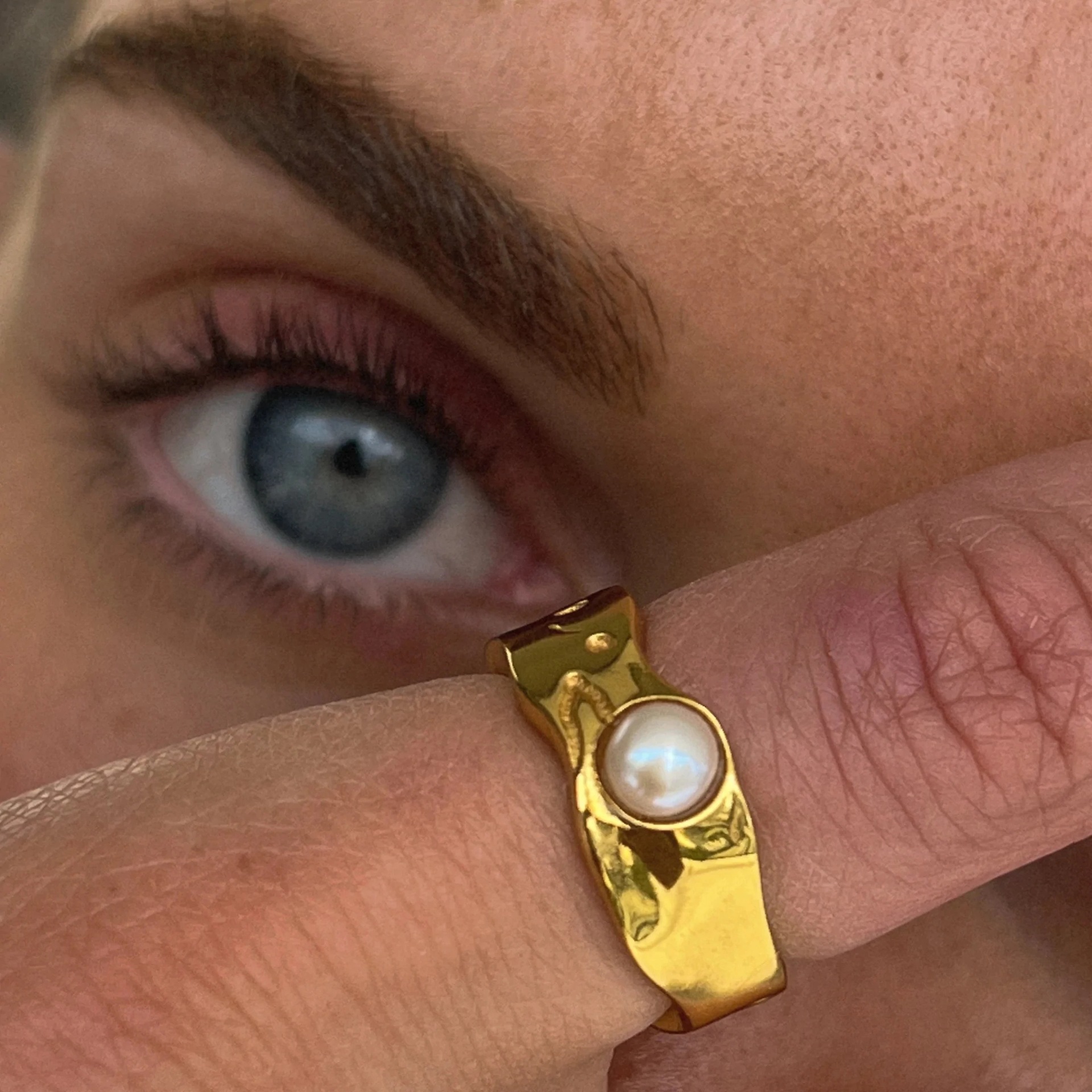 Uworld Vintage Style Ring 18K gold plated Fresh Water Pearl Stainless Steel Jewelry Elegant Imitation Ring Accessories New