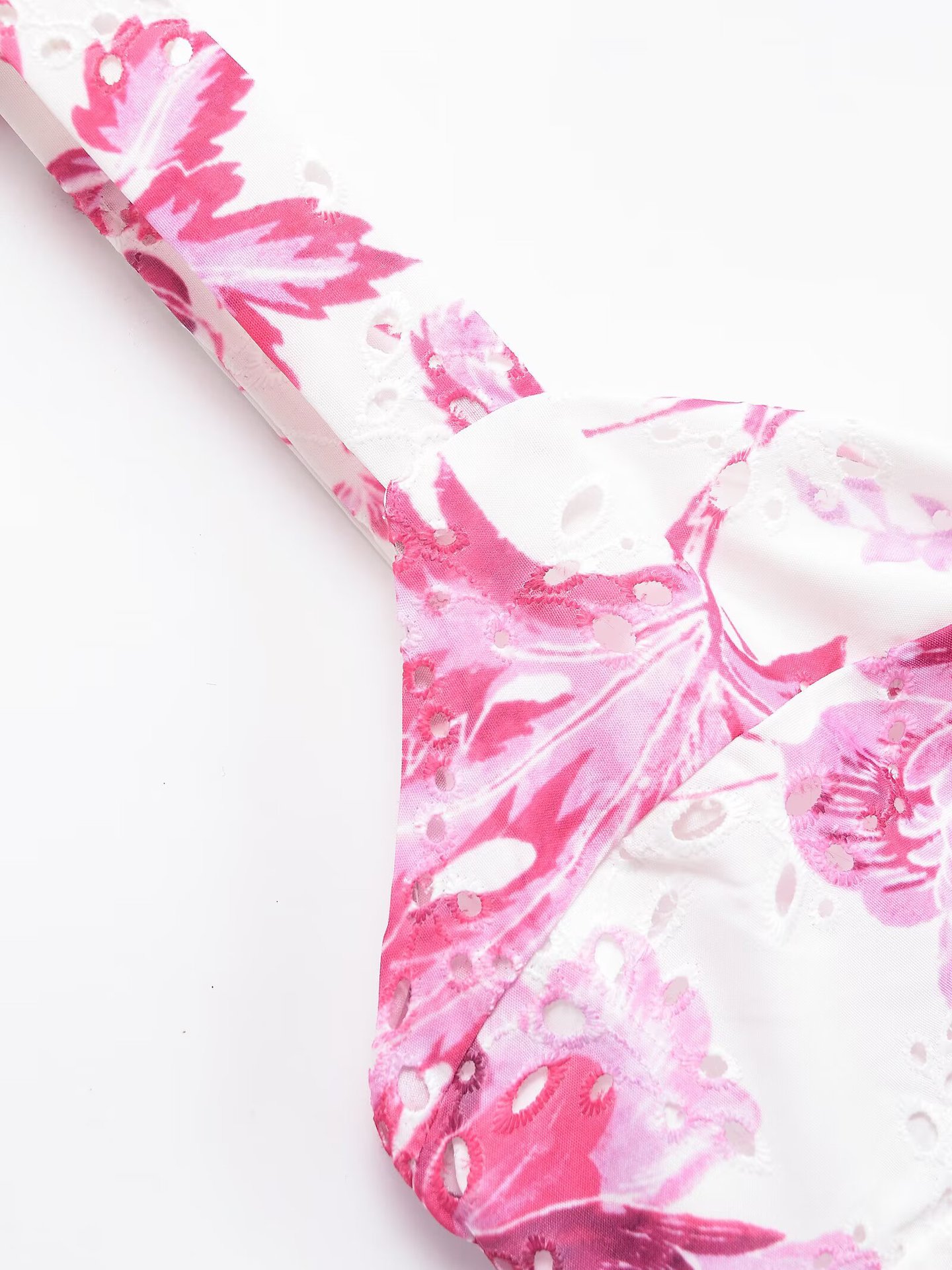Women's Fashion Hollow-out Embroidery Print Dress