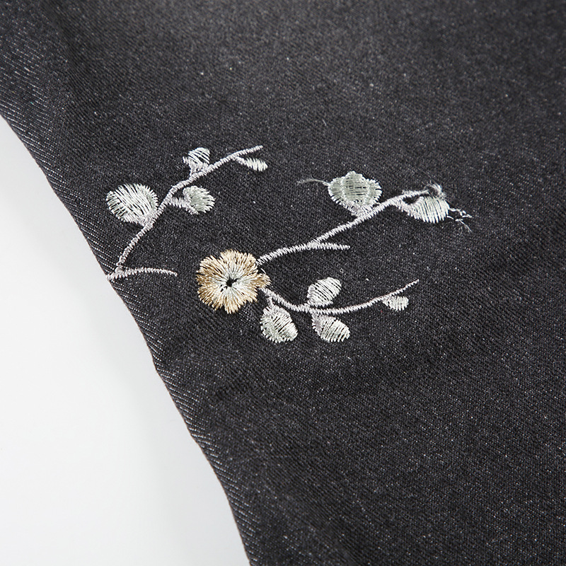 Plant flower embroidery slim fit and slimming flared jeans