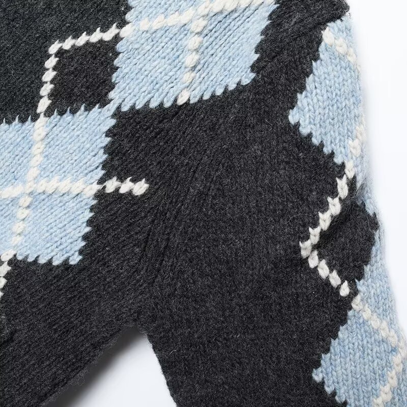Streetwear Plunge Argyle Bomber