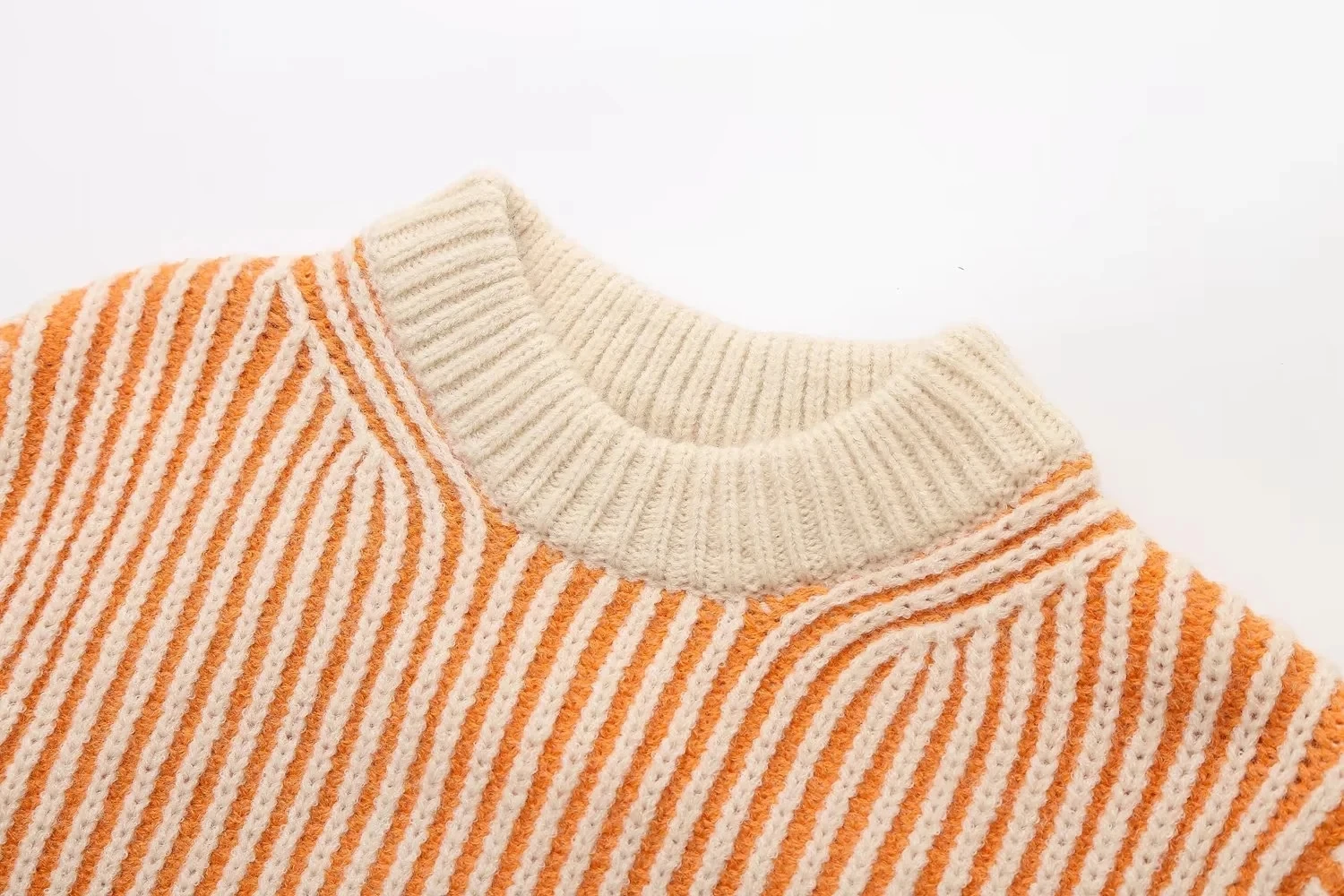 Ladies Crew Collar Banded Wrist-Length Keyhole Sweater