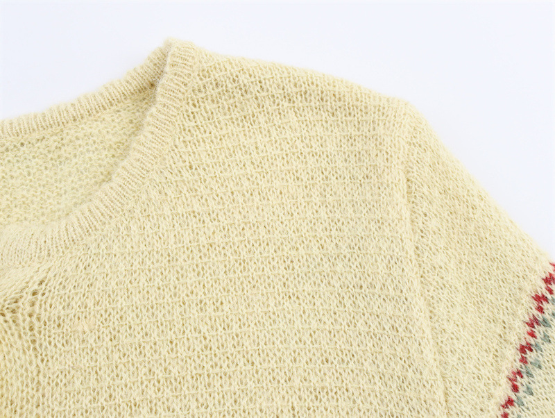 Relaxed Fit Full Arm Stitched Flower Cardigan