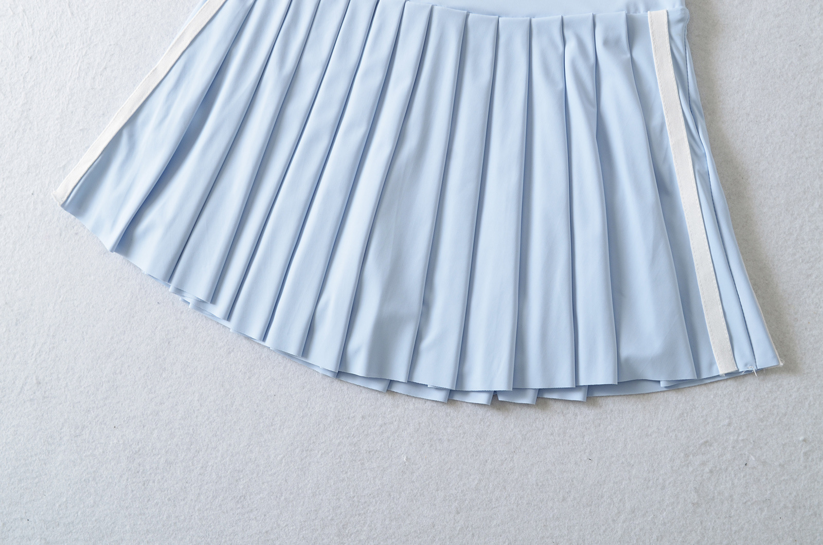 High-Waisted Quick-Dry A-Line Pleated Skirt with Lining