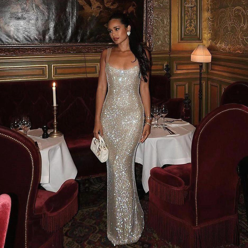 Shimmery Spaghetti Strap U-Neck Bodycon Maxi Skirt