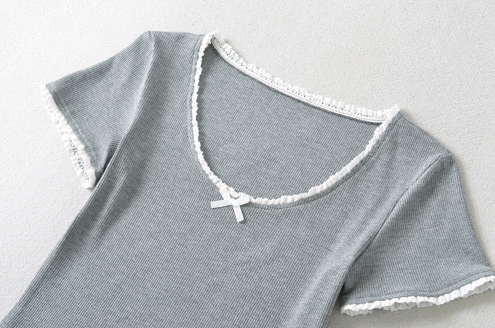 Stretch Body-Hugging Short Sleeve T-Shirt