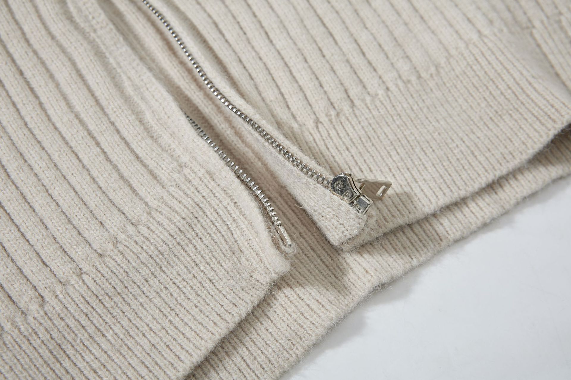 Sporty Loose Jacquard Long Sleeve Sweater