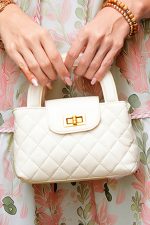 White Diamond Grid Chain Shoulder Bag