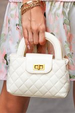 White Diamond Grid Chain Shoulder Bag - Image 2