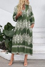 Green Abstract Geometric Print Long Sleeve Vacation Dress - Image 6