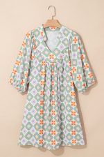 Green Geometric Floral Print 3/4 Sleeve Notched Neck Mini Dress - Image 3